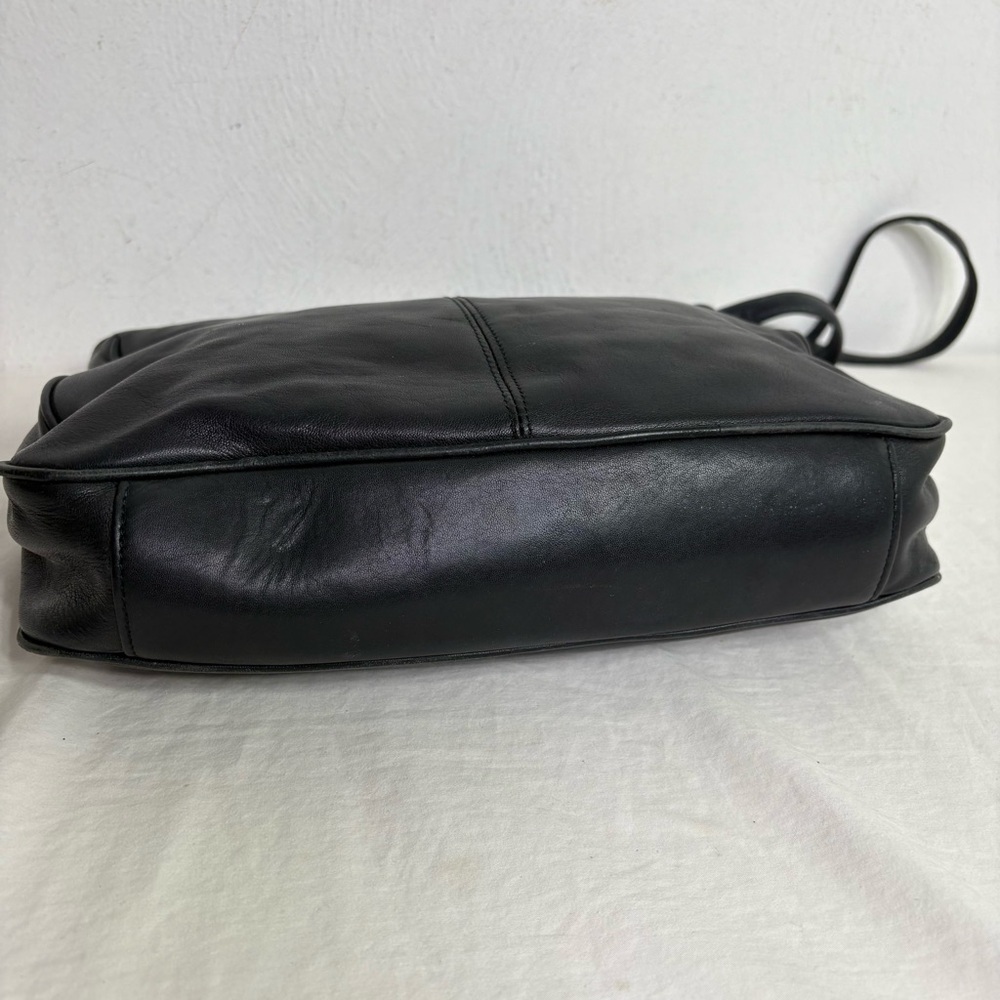 ETIENNE AIGNER Vintage Embossed Big Logo Minimalist Leather Crossbody Bag Purse - Picture 6 of 16